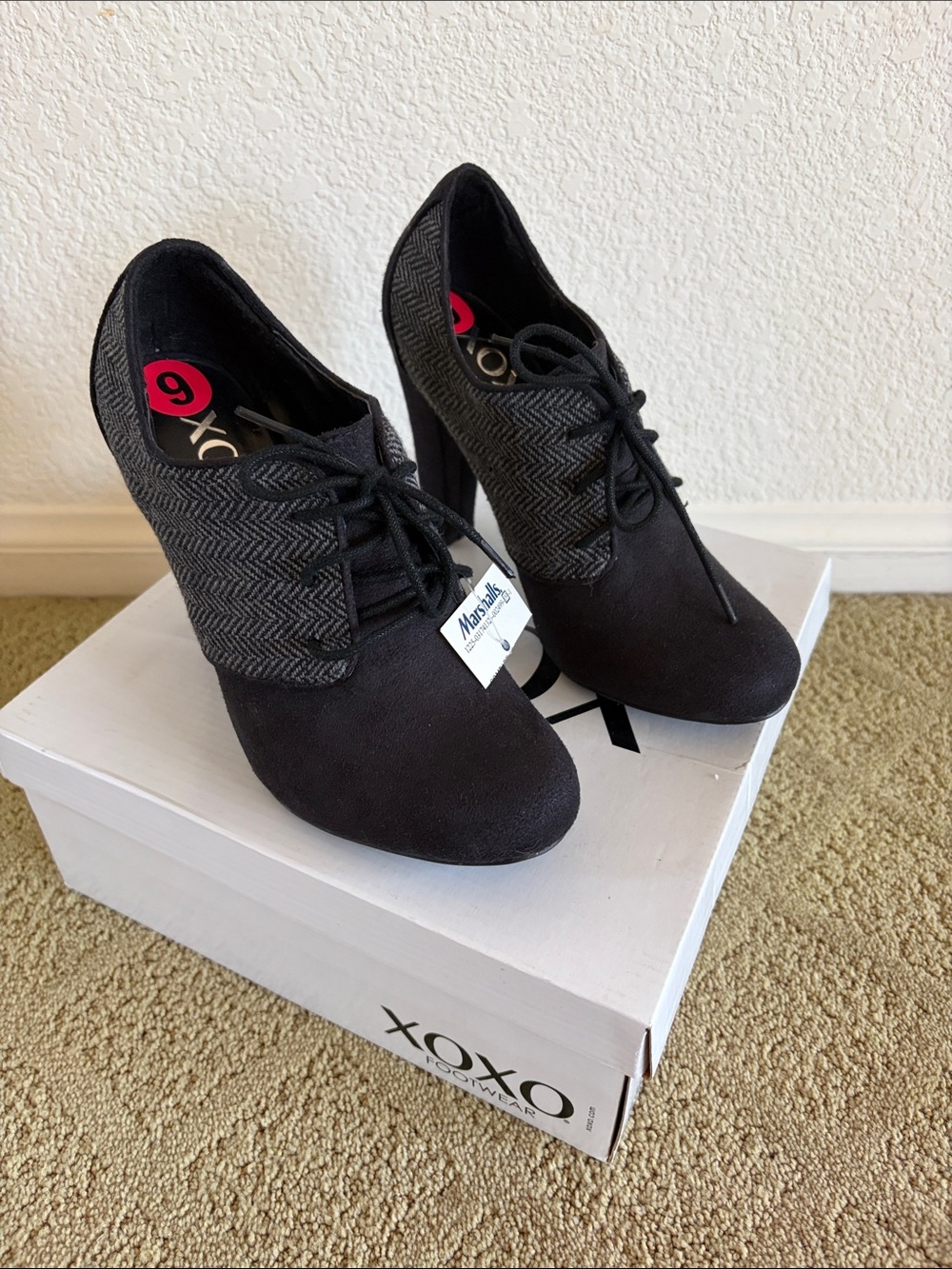 XOXO Black Lace-Up Chevron Ankle High Heels Size 6